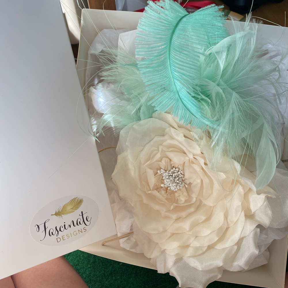 Fascinate Designs Derby/Oaks Fascinator